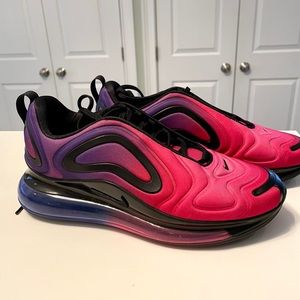 Nike Air Max 720 size 8.5